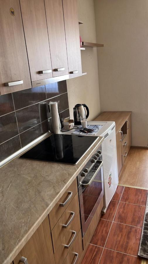 Centrum Apartments Приштина Экстерьер фото