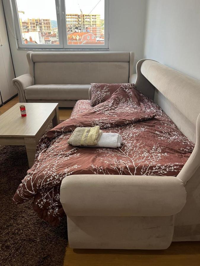 Centrum Apartments Приштина Экстерьер фото